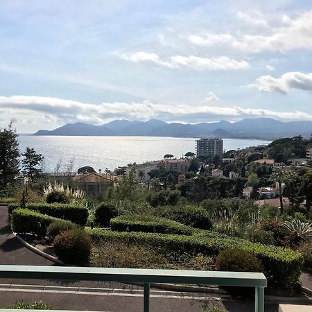 Appt Vue Mer Exceptionnelle Sur Baie De Cannes Extérieur photo