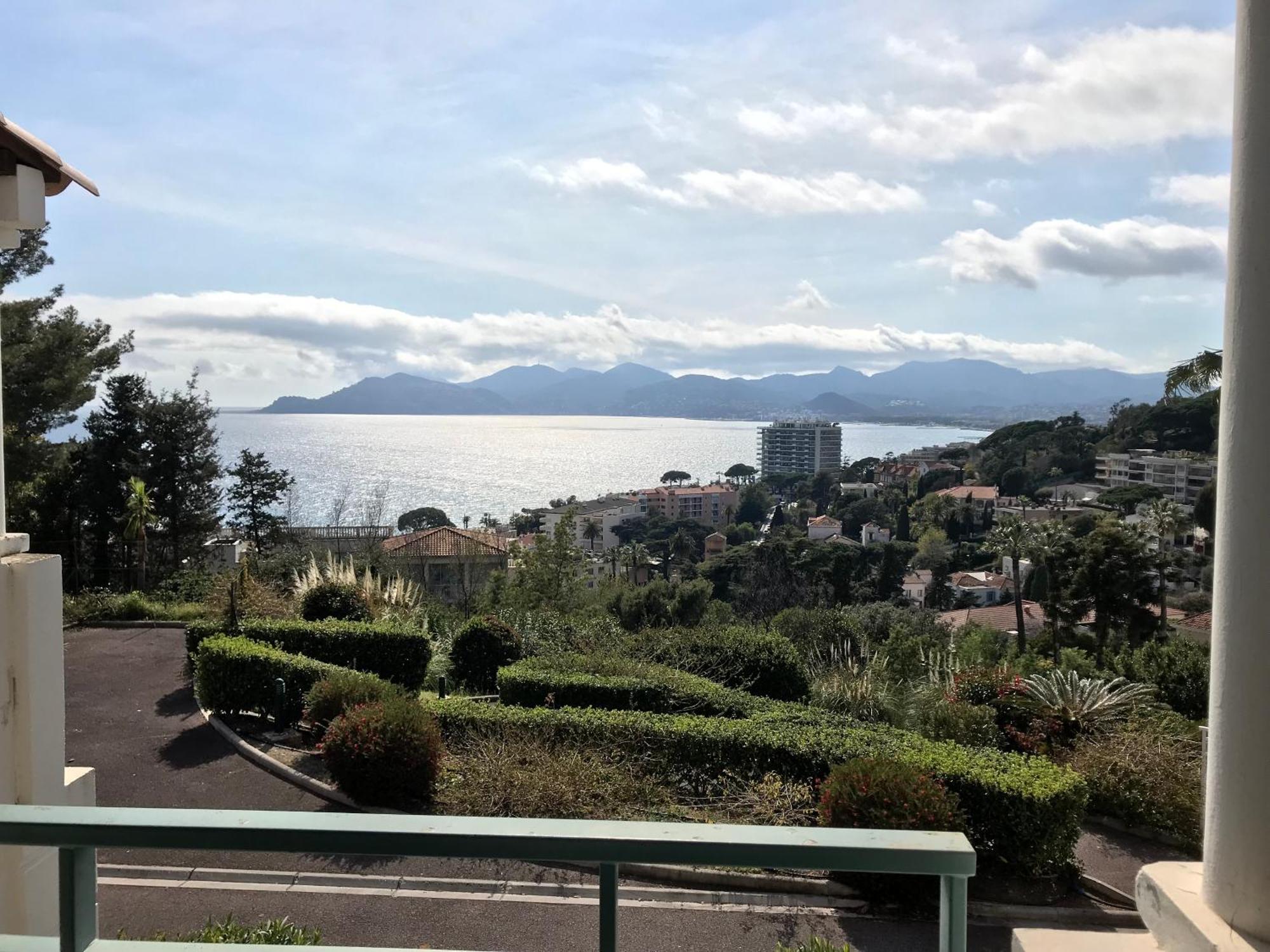 Appt Vue Mer Exceptionnelle Sur Baie De Cannes Extérieur photo